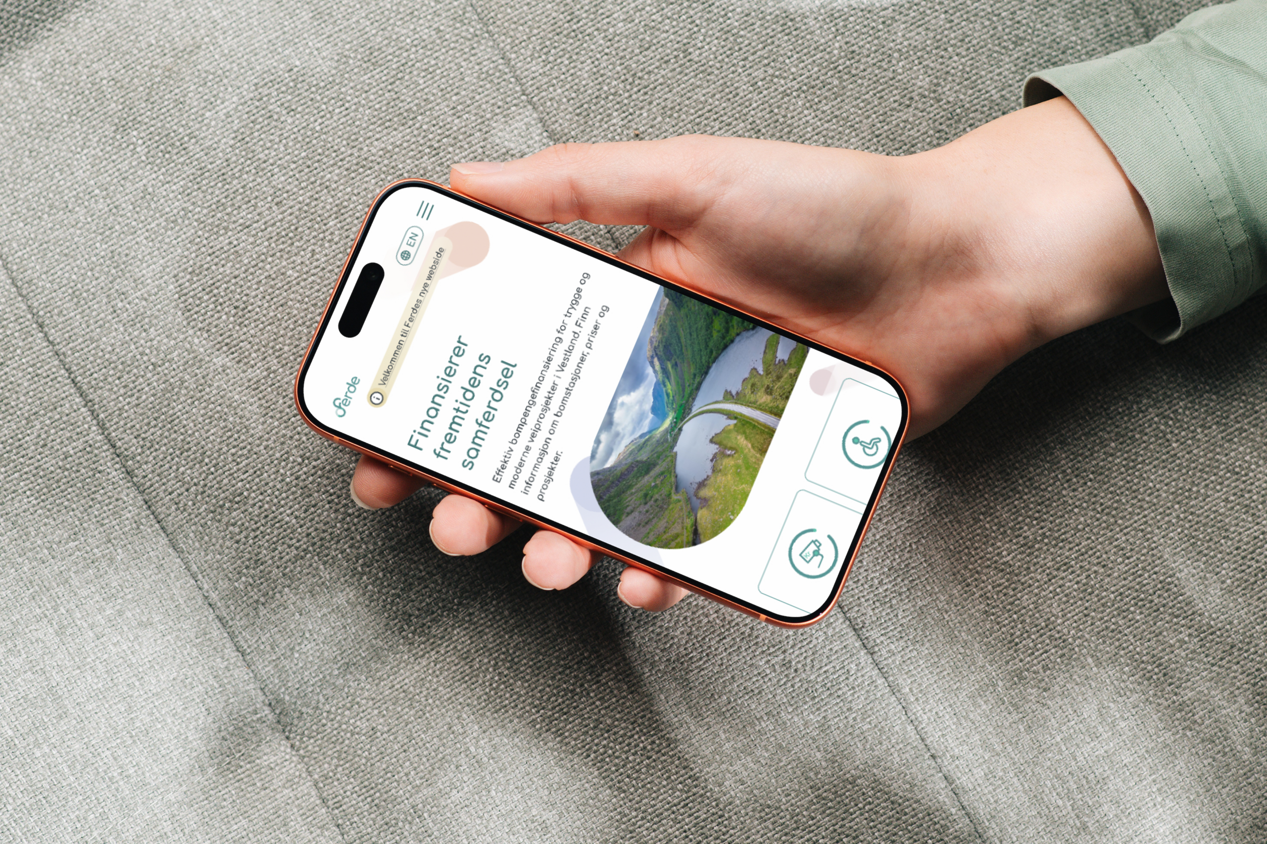 Mobilvisning av Ferdes nettside på en smarttelefon.